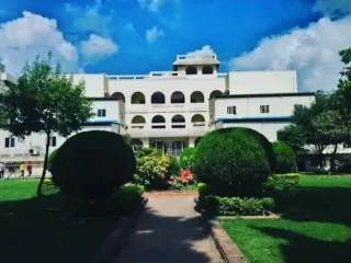 Maulana-Azad-College-of-Arts-Science-and-Commerce